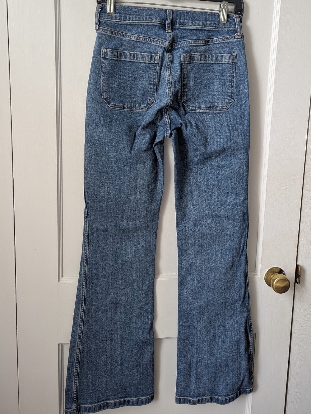 Gap 70s Flare High Rise Jeans Size 27 / 4 R - Picture 4 of 9